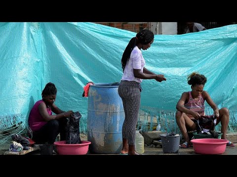 Hundreds of migrants stranded along Darien Gap near Panama's border with Colombia