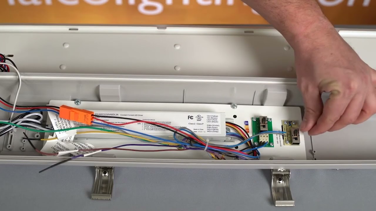 ProLED LVBT Wattage/CCT Selectable Vaportight | Halco