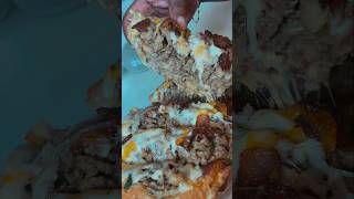 Let’s make cheeseburger stuffed garlic bread! #cookingshorts #foodie #foodshorts #recipeshorts #yum