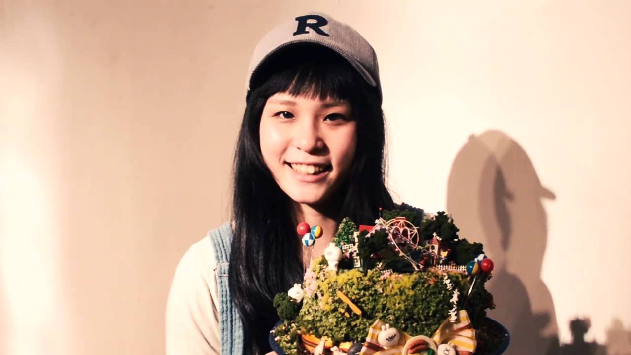 神田莉緒香 「Wonderful World」 HMV動画コメント - YouTube