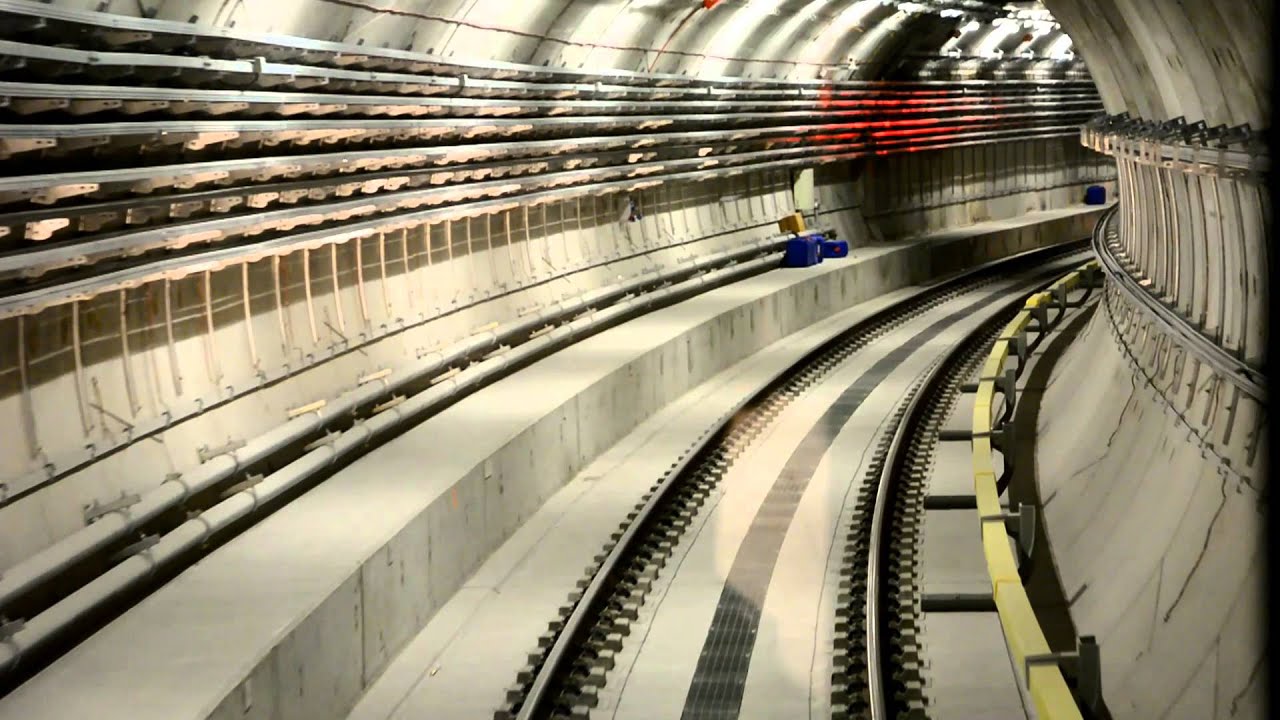 Przejazd pomiędzy II a I linią metra (wersja rozszerzona)