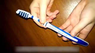 Зубная щётка Colgate &quot;Aquafresh&quot; Clean &amp; Flex medium. - Видео от Lenches