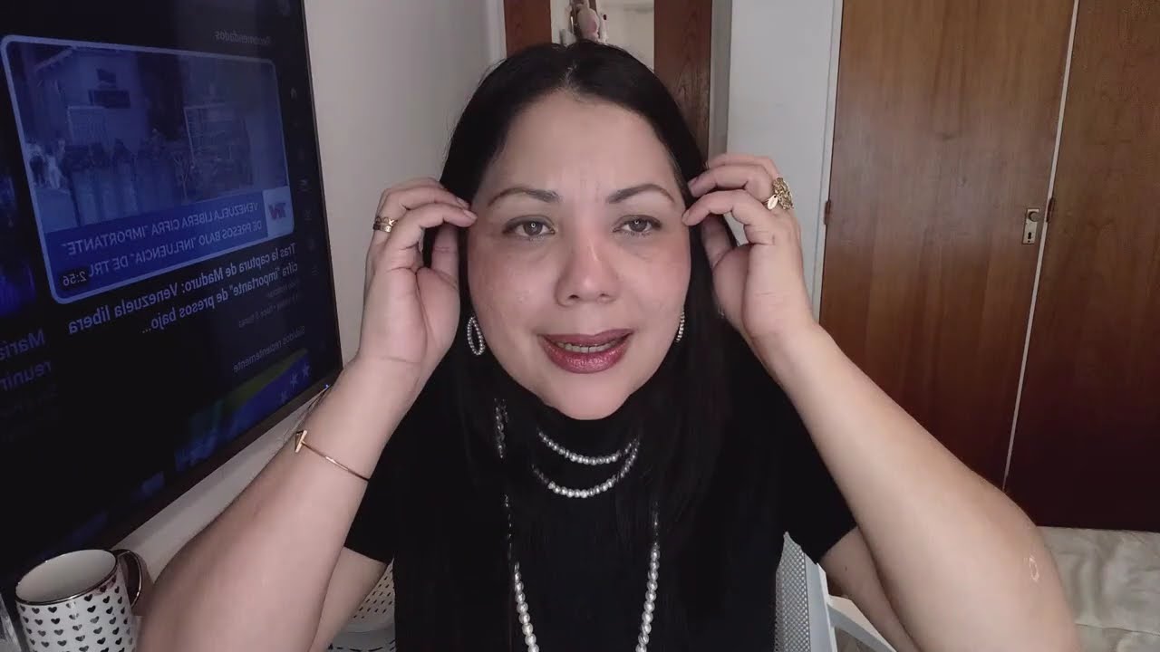 QUIEN TE PREGUNTA POR QUE NO SACAN A MADURO USTEDES?, VIVE EN UN TUPPER.