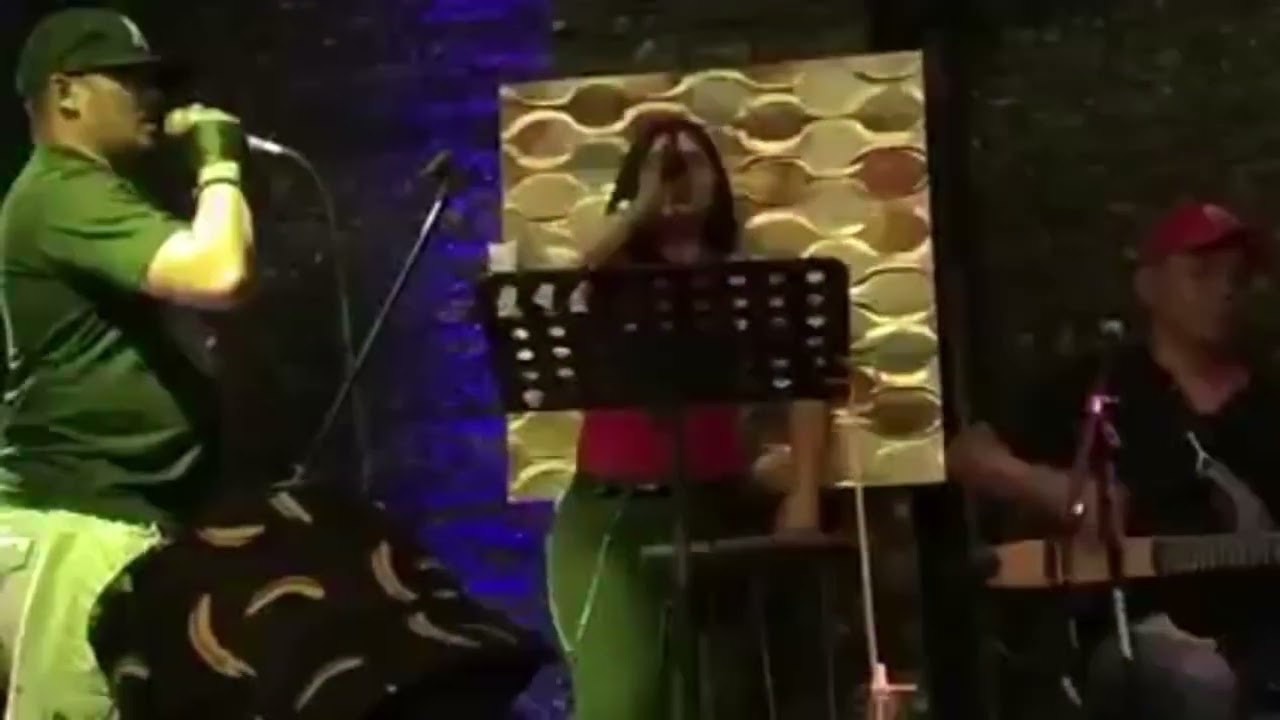 Bring me to life Cover by Everly Jayag and Julius Jonson @Chill Bar Alabang