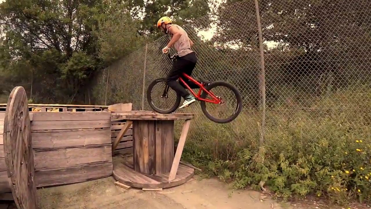 STREET TRIALS • TOM TRIBOULAT "HOME" 2017 X-SPORTS SHOWS