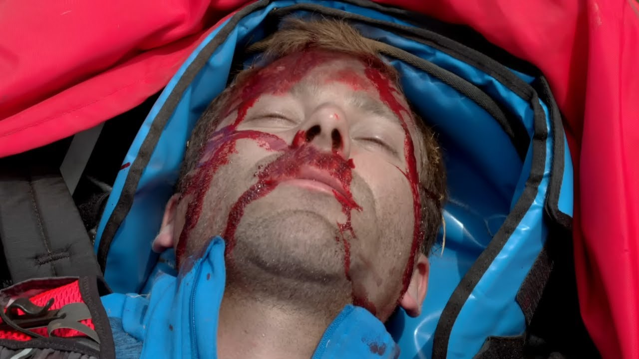 ПОТРЯСАЮЩИЙ ФРАНЦУЗСКИЙ ДЕТЕКТИВ! ТЕЛО СЫНА БОГАЧА НАШЛИ НА ДНЕ ОВРАГА! ПРОКЛЯТИЕ ВУЛКАНА