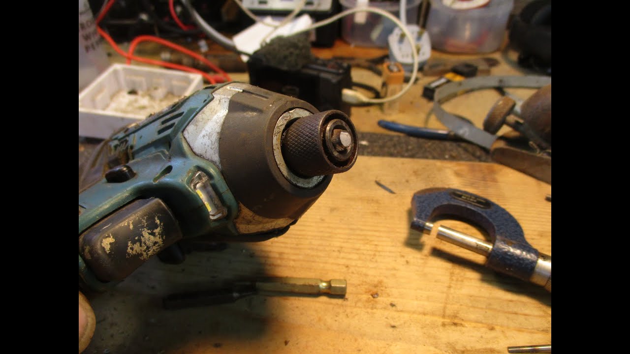 How to extract a broken bit from a Makita impact driver - YouTube