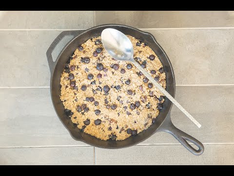 Make a case for dessert for breakfast with this hearty breakfast cookie skillet