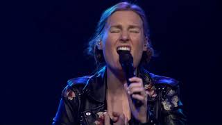 Download Lagu Charity Gayle - Throne Room - Worthy is the Lamb MP3