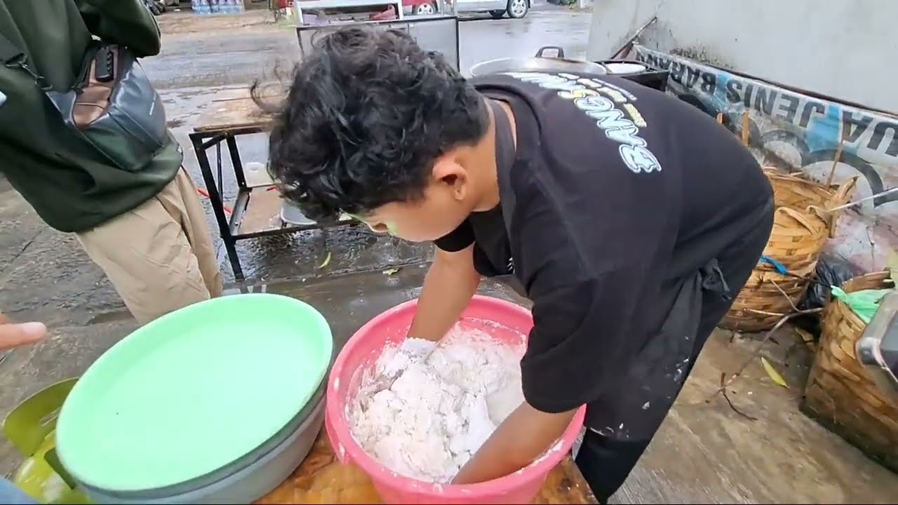 BARU!! CUMA JUALAN GORENGAN, SEHARI BISA NGABISIN 2000 TAHU raih omset puluhan JUTA perbulan