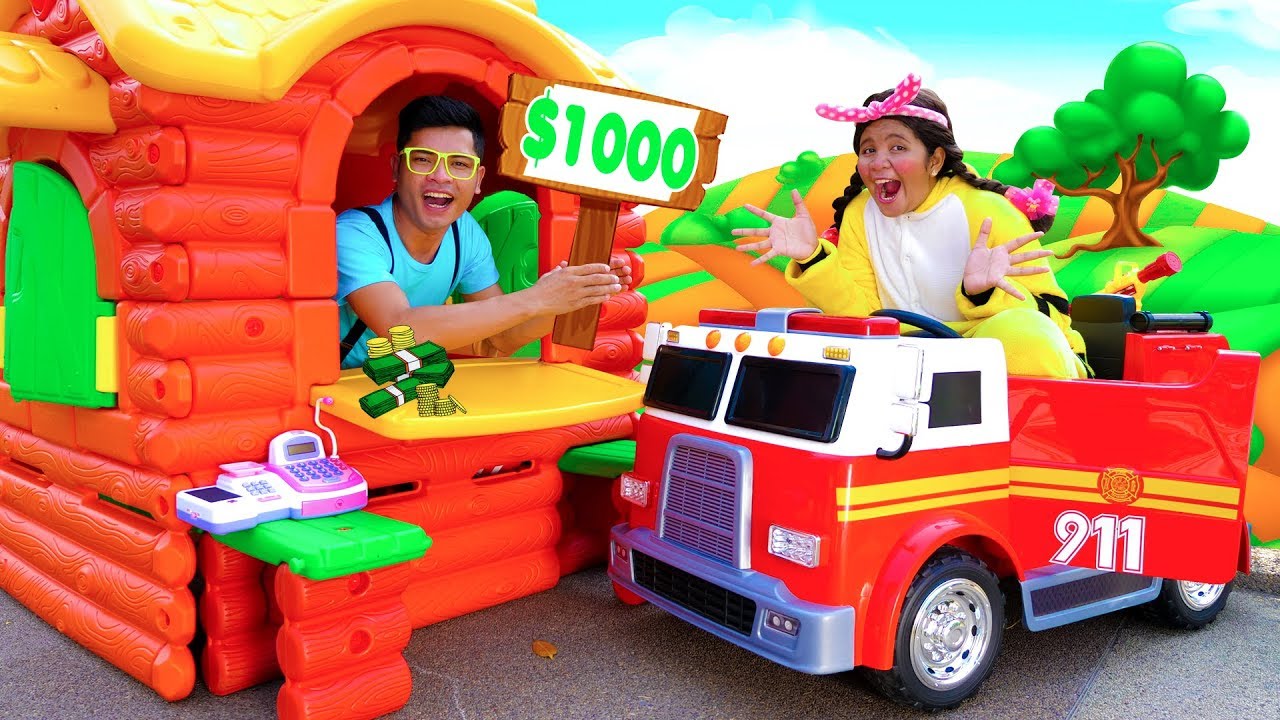 Linda Pretend Play with Toy Cars YouTube