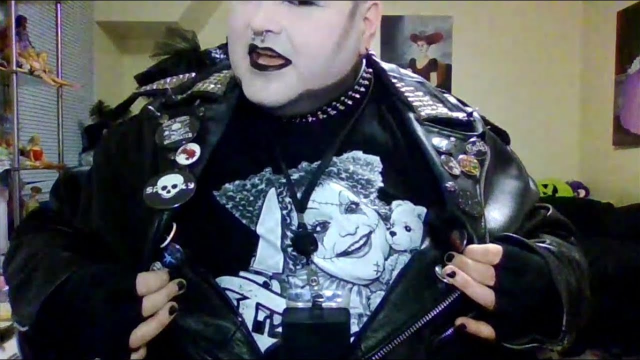 Видеоблог о макияже и выборе рубашки в субботу вечером