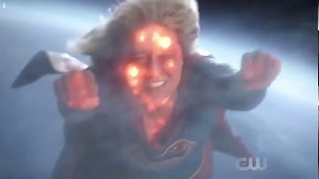 Supergirl Elseworld Supergirl and Flash run around the world to slow down time.