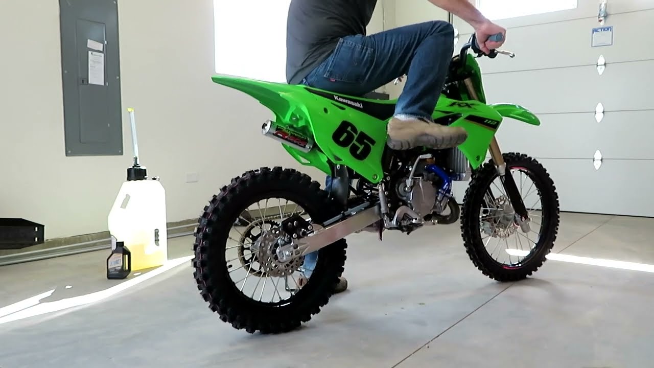 KX112 - First Start - Pro Circuit Works Pipe and R-304 Shorty - Boyesen RAD Valve - VHM Head