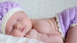 نوم الطفل على بطنه متى يكون آمنا ومتى يكون خطيرا؟
