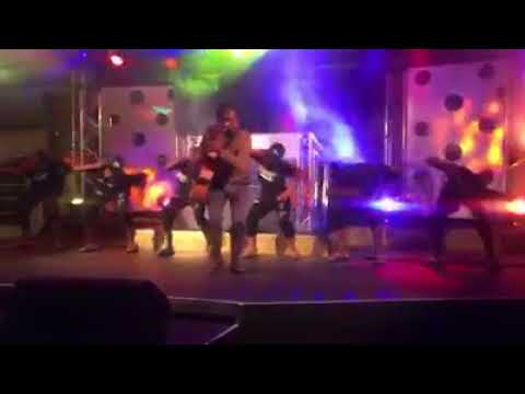 Amabunjwa - ngicishe ngafa performing
