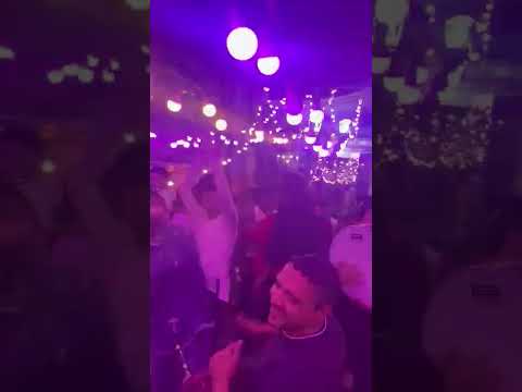 حسام القط من امبابه الفرح بيولع 