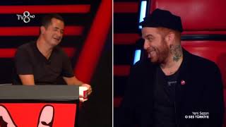 Acun Kuru Yemiş Yerken Birden Gülme Tutuyor O Ses Türkiye