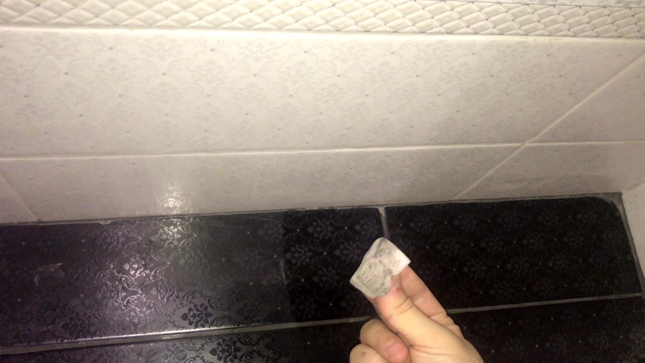 Как удалить грунтовку со стекла и смыть ее с плитки линолеума ламината и пластикового подоконника эффективные способы