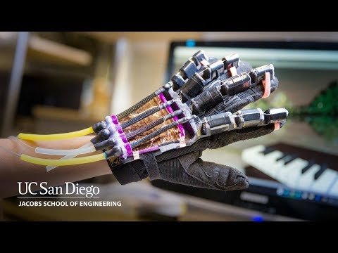 A glove powered by soft robotics to interact with virtual reality environments