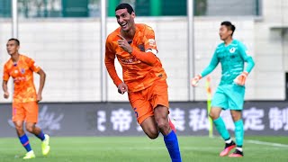 Marouane Fellaini Scored A Header Hat Trick Within 8 Minutes 费莱尼8分钟内上演头球帽子戏法