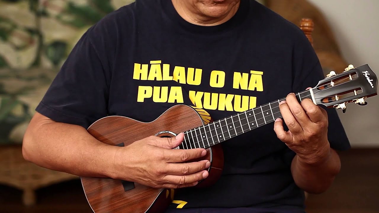 Kimo Hussey - Ko'olau Ukulele Demo