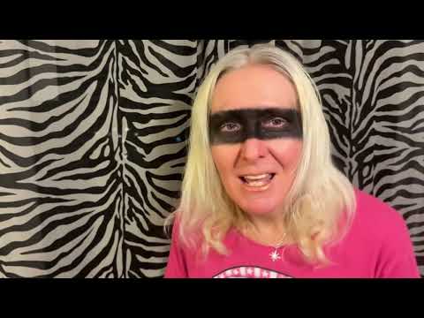 Gypsy Pistoleros  Official  " I'm In Love With Myself " fan-fuelled, tongue-in-cheek freak-out video