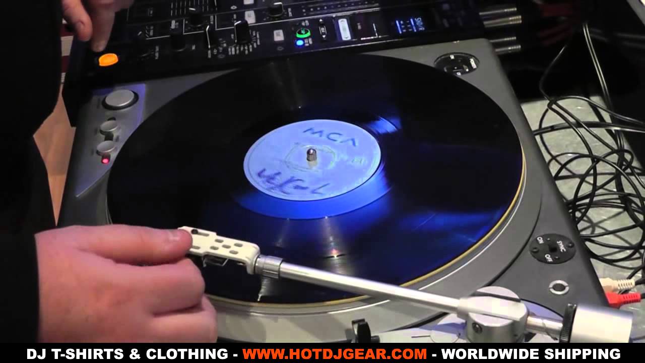 Beginner DJ Digital Vs CDs What To Use YouTube