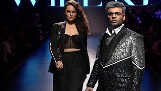 Sonakshi Sinha & Karan Johar Walk For Falguni & Shane Peacock | Spring/Summer2018 | LakmeFashionWeek