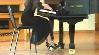 Tchaikovsky&#39;s &quot;Tendres reproches&quot; in HIGH HEELS