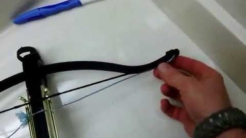 How to string a pistol crossbow with one hand
