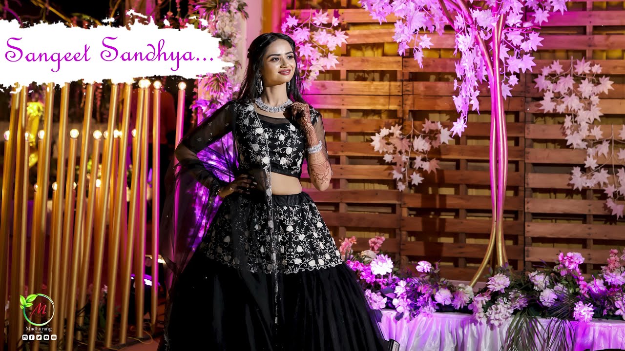 Sau Aasmaan | Wedding / Sangeet Dance For Bride | DhadkaN Group - Nisha  #ytshorts #shortvideo - YouTube