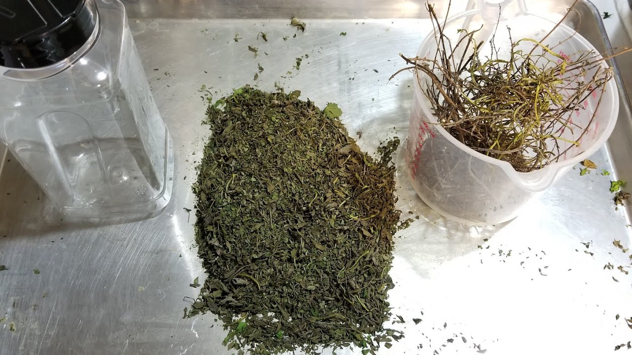 E19 - Fresh Homemade Dried Garden Herb Blend