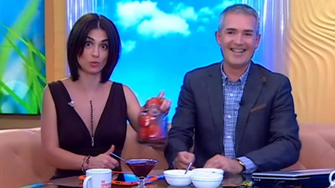 Ақ әйелдің бетіне қара әйелдің есегі Жыныстық қатынаста шашы бар әйелдер