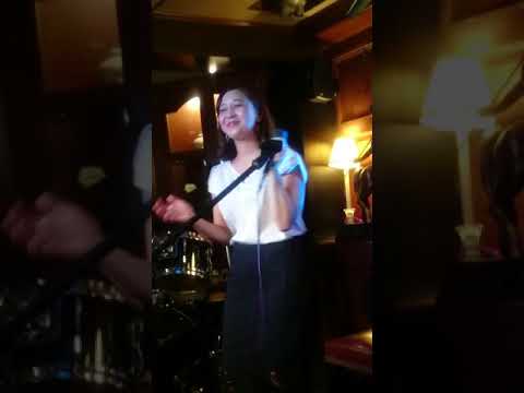 安並清花ちゃん(初のオリジナル曲) 曲=towerd a dream 20118・5・6(日) CELLAR BAR KENT トリのラスト曲です。