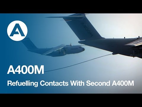 Airbus A400M Demonstrates Refuelling Contacts With Second A400M