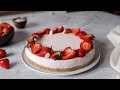 CHEEECAKE SEMPLICE ALLE FRAGOLE SENZA COTTURA E SENZA GELATINA | RICETTA FACILE FACILE