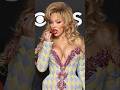 Doja Cat Eats Lipstick on 2025 VMA Red Carpet – Gimmick or Product Plug?