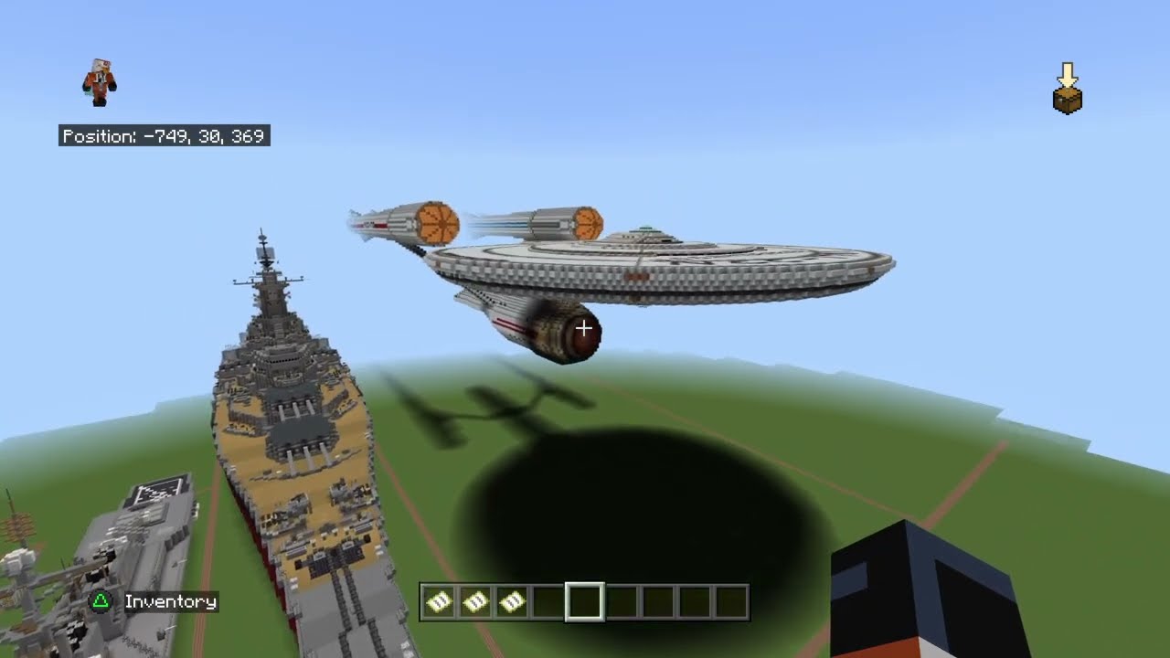 USS Enterprise NCC-1701 in Minecraft 1:1 scale