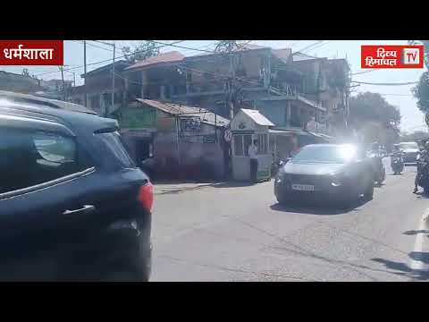 Utility pole falls onto Dadhi bypass along with wires after bus collision, two and a half hour tr...