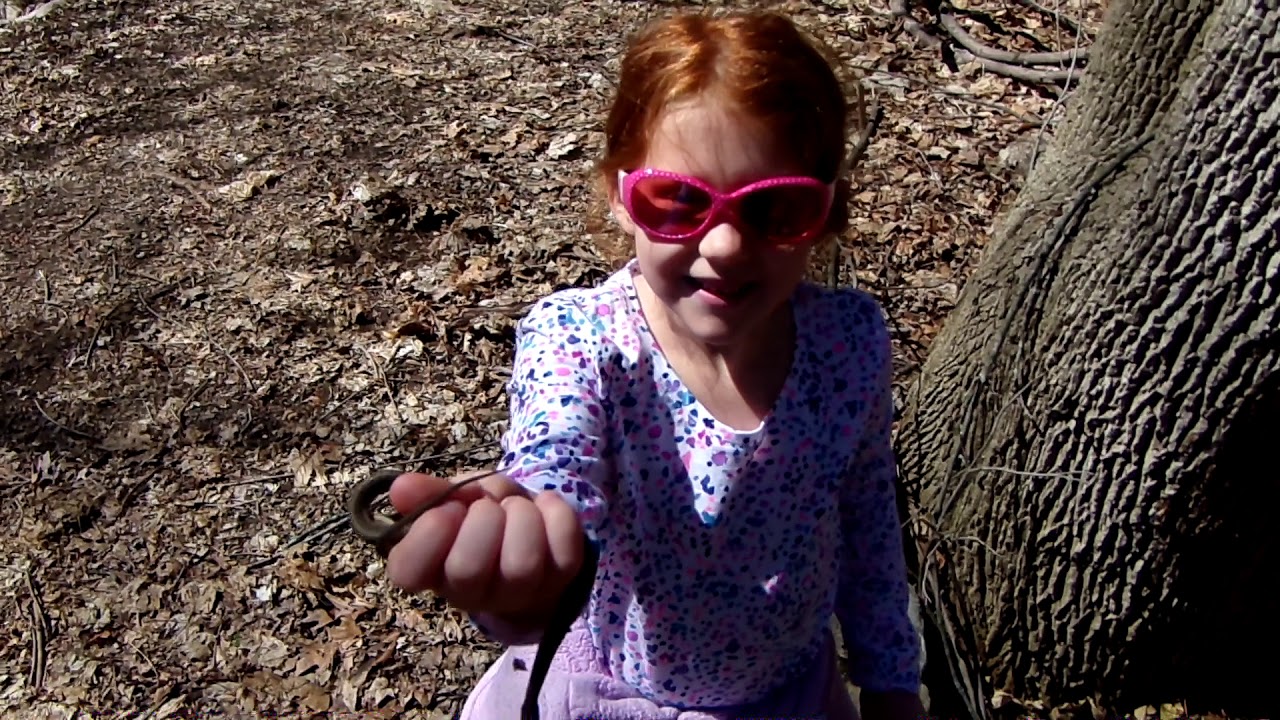 snake oil Mike Venom - My Daughter's 1st Wild Snake On Her Own
