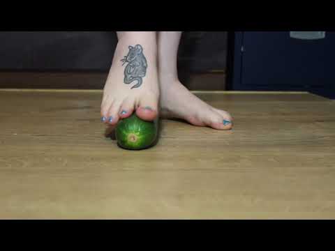 Katrina Crushes a Courgette in Barefeet