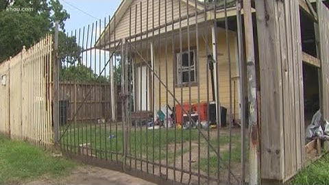 ATF agents raid several homes in east Houston; 5 in custody