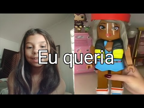 Reagindo - boneca Gigante do Roblox 