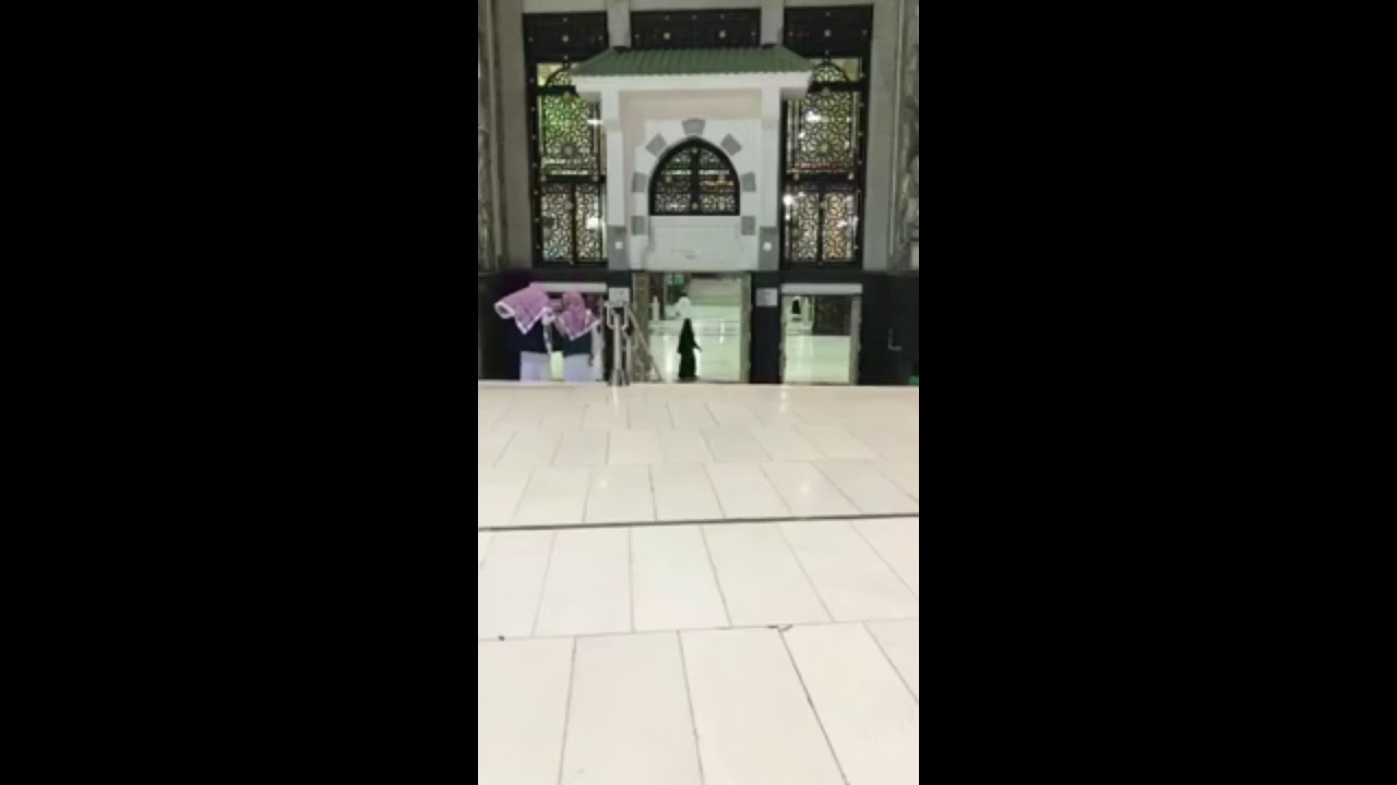 فجرية هادئه وجميلة سبحان من رزقه هذا الصوت الشيخ عبدالله الجهني السبت 19/1/1440 الموافق 29/9/218