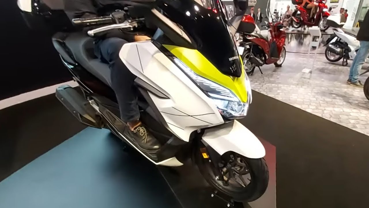 scooter honda 300