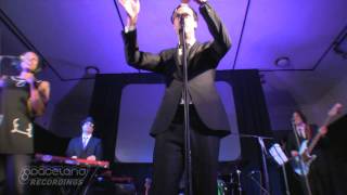 Fitz & The Tantrums: LIVE [First Fridays (at Natural History Museum)] - "Dear Mr. President"