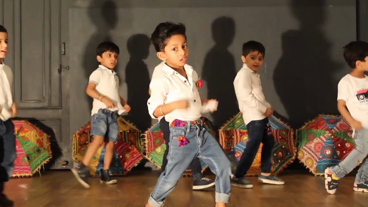 Badri Ki Dulhania  Toddlers   Kids Dance  Deepak Tulsyan Choreography  Bollywood Dance