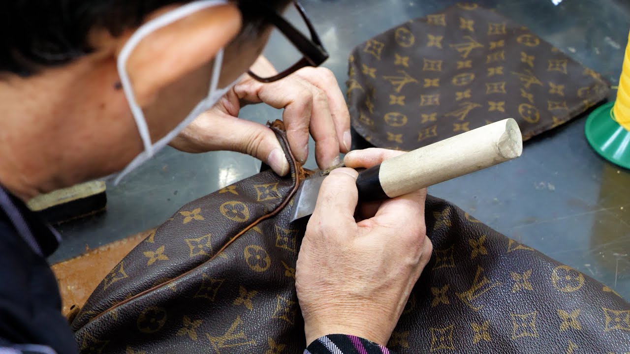 Process Of Restoring Old Louis Vuitton Bag. Korean Restoration Artisan.