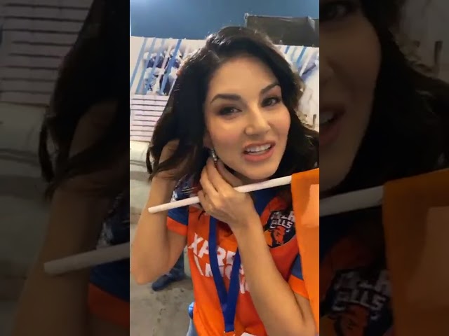 Sunny Leone (@sunnyleone) archived Instagram live stream from November 15, 2019